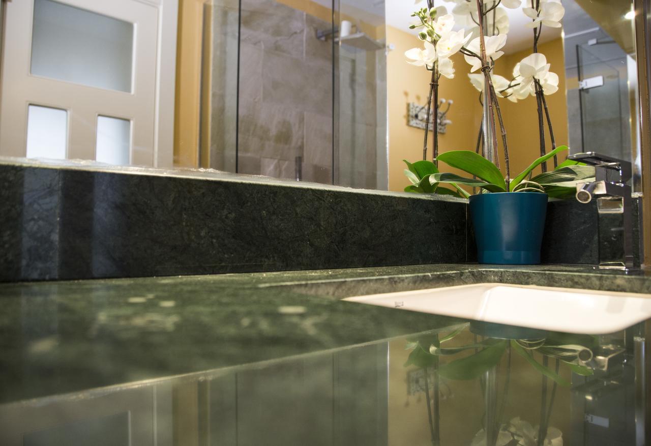 Alohamundi Quevedo Appartement Sevilla Buitenkant foto